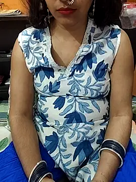Snapshot of Diya_143 chatting on May 6, 6:24 pm Diya 143 online show from May 6, 6:24 pm