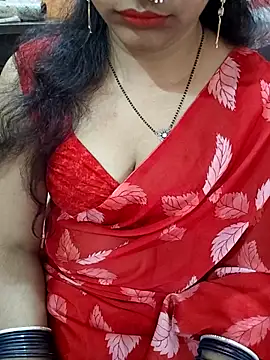 Snapshot of Diya_143 chatting on May 7, 7:14 am Diya 143 online show from May 7, 7:14 am