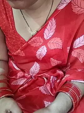 Snapshot of Diya_143 chatting on June 5, 5:58 am Diya 143 online show from June 5, 5:58 am