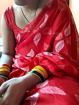 Snapshot of Diya_143 chatting on June 26, 6:18 am Diya 143 online show from June 26, 6:18 am