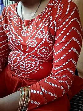 Snapshot of Diya_143 chatting on July 8, 5:01 am Diya 143 online show from July 8, 5:01 am