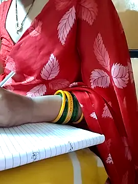 Snapshot of Diya_143 chatting on July 17, 6:31 am Diya 143 online show from July 17, 6:31 am