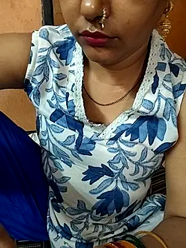 Snapshot of Diya_143 chatting on July 22, 7:44 am Diya 143 online show from July 22, 7:44 am