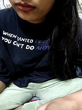 Snapshot of Nupur_69 chatting on November 16, 9:20 pm Nupur 69 online show from November 16, 9:20 pm