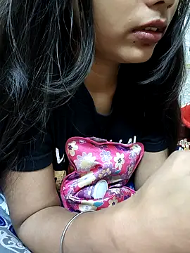 Snapshot of Nupur_69 chatting on December 15, 7:40 pm Nupur 69 online show from December 15, 7:40 pm