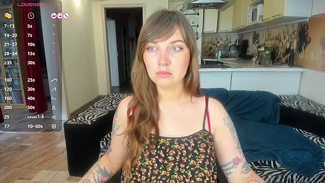 Snapshot of StacyTigerr chatting on August 9, 11:15 am StacyTigerr online show from August 9, 11:15 am