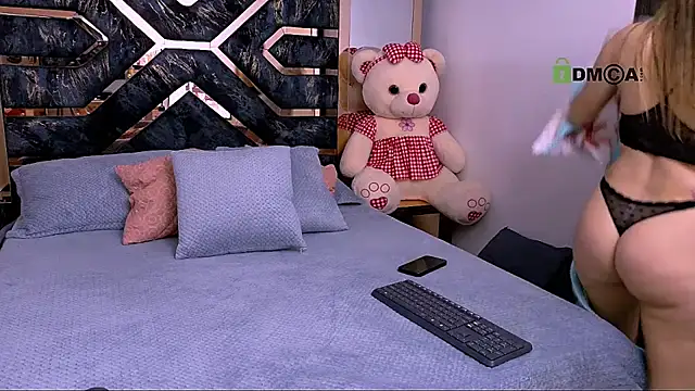 Tania white89 online show from July 29, 3:32 pm