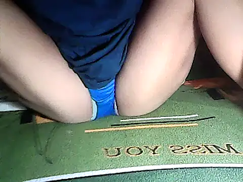 Snapshot of supertightkitty chatting on December 27, 2:47 am supertightkitty online show from December 27, 2:47 am