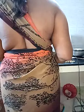 Tamil-hotwife online show from February 10, 6:28 am