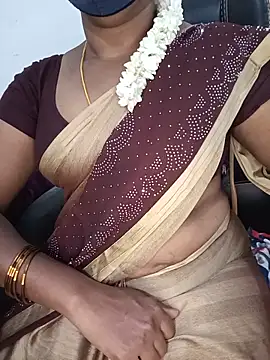 Snapshot of Tamil-hotwife chatting on May 25, 5:19 pm Tamil-hotwife online show from May 25, 5:19 pm