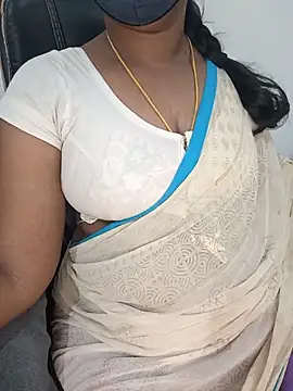Snapshot of Tamil-hotwife chatting on June 3, 12:02 am Tamil-hotwife online show from June 3, 12:02 am