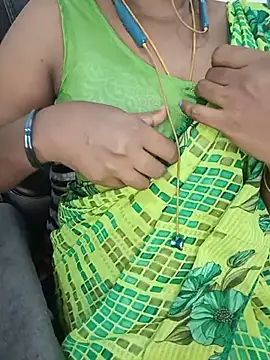 Snapshot of Tamil-hotwife chatting on June 22, 10:12 am Tamil-hotwife online show from June 22, 10:12 am