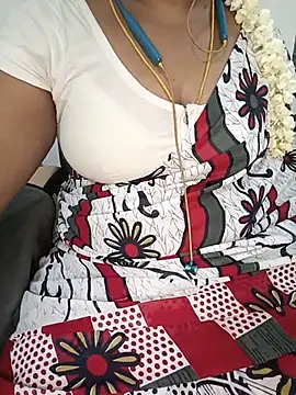 Snapshot of Tamil-hotwife chatting on June 23, 7:34 pm Tamil-hotwife online show from June 23, 7:34 pm