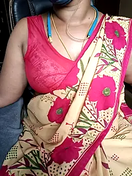 Snapshot of Tamil-hotwife chatting on July 8, 5:45 am Tamil-hotwife online show from July 8, 5:45 am