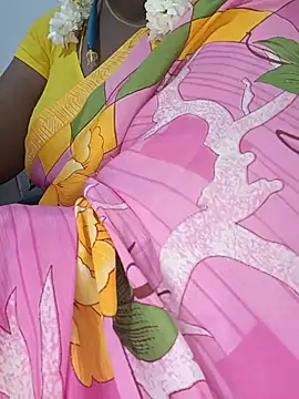 Snapshot of Tamil-hotwife chatting on July 16, 4:02 pm Tamil-hotwife online show from July 16, 4:02 pm