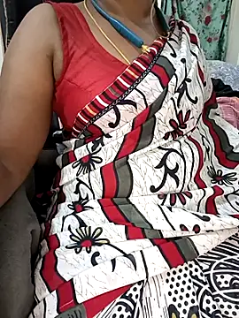 Snapshot of Tamil-hotwife chatting on July 20, 4:42 pm Tamil-hotwife online show from July 20, 4:42 pm