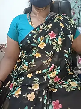 Snapshot of Tamil-hotwife chatting on July 22, 4:21 pm Tamil-hotwife online show from July 22, 4:21 pm