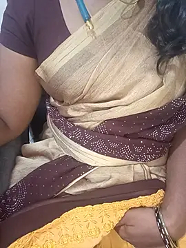 Snapshot of Tamil-hotwife chatting on July 30, 4:50 pm Tamil-hotwife online show from July 30, 4:50 pm