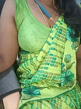 Snapshot of Tamil-hotwife chatting on August 1, 8:30 pm Tamil-hotwife online show from August 1, 8:30 pm