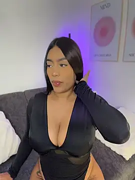 Sara mocca  online show from July 25, 4:26 pm