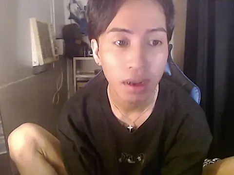Snapshot of Lemonadexxx chatting on August 4, 6:38 am Lemonadexxx online show from August 4, 6:38 am