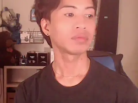 Snapshot of Lemonadexxx chatting on August 8, 2:25 am Lemonadexxx online show from August 8, 2:25 am