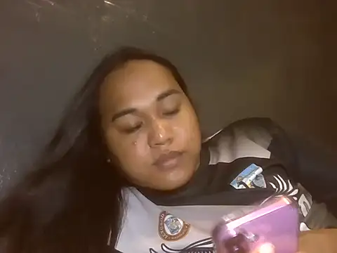 Snapshot of bettina_love chatting on June 26, 4:55 pm bettina love online show from June 26, 4:55 pm