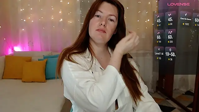 Snapshot of Kira_land chatting on January 19, 9:34 pm Kira land online show from January 19, 9:34 pm