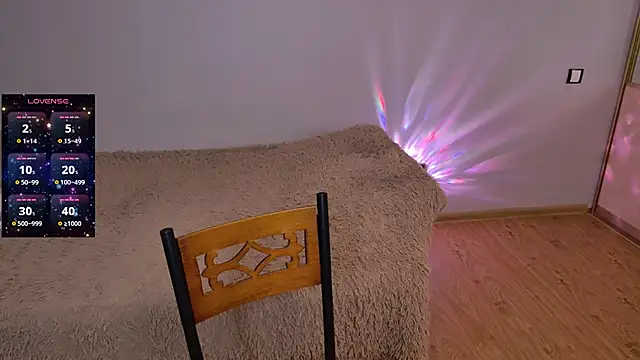 Snapshot of Kira_land chatting on October 3, 7:22 pm Kira land online show from October 3, 7:22 pm