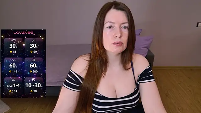 Snapshot of Kira_land chatting on November 9, 10:30 pm Kira land online show from November 9, 10:30 pm