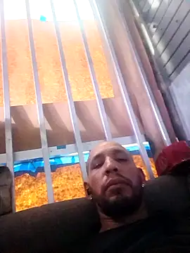 Snapshot of mrbigone45 chatting on October 14, 9:54 am mrbigone45 online show from October 14, 9:54 am