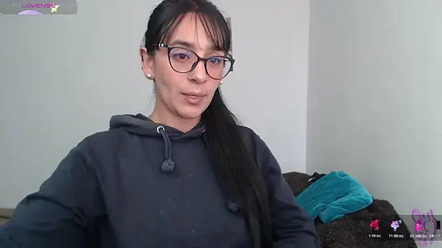 party2col online show from March 27, 2:17 pm