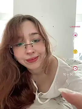 tsuki chan on online show from June 30, 4:52 pm