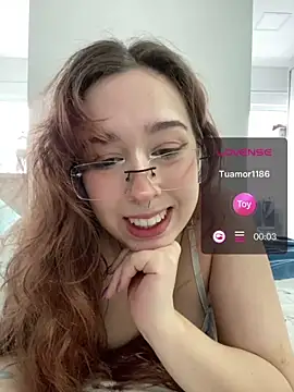 tsuki chan on online show from July 11, 2:42 pm