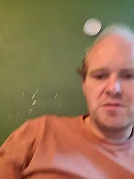 Snapshot of Janssen88 chatting on July 2, 7:20 pm Janssen88 online show from July 2, 7:20 pm