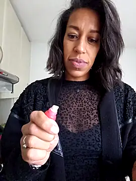 Goldenlace online show from March 7, 3:49 pm