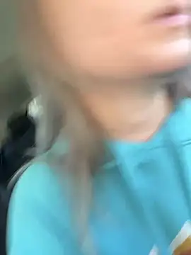 Vivian MayXxX online show from February 20, 9:53 pm