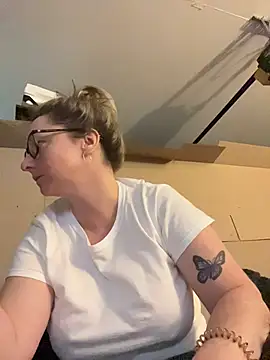 Snapshot of Vivian_MayXxX chatting on July 12, 8:11 pm Vivian MayXxX online show from July 12, 8:11 pm