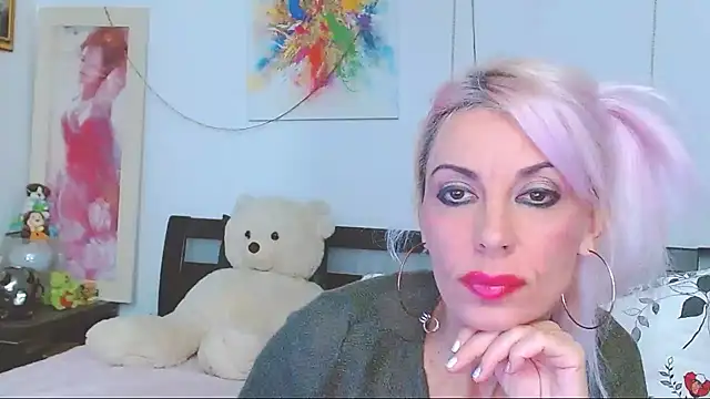 HoneyLara online show from October 27, 9:19 pm