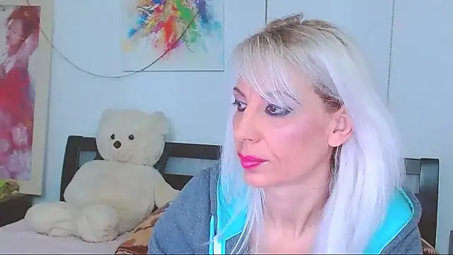 HoneyLara online show from February 26, 12:53 am