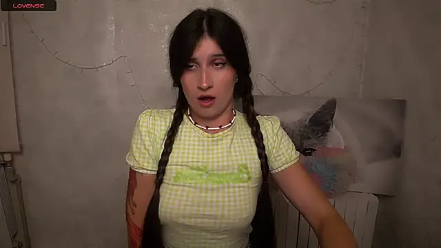 Snapshot of MaryEm976 chatting on July 26, 11:17 am MaryEm976 online show from July 26, 11:17 am