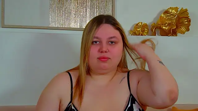 LillianKim online show from March 9, 6:34 pm