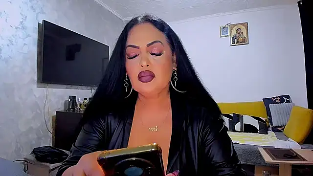 Snapshot of Brendaxx1 chatting on May 17, 8:27 pm Brendaxx1 online show from May 17, 8:27 pm