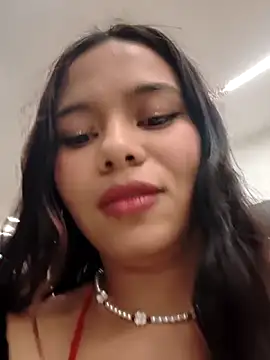 Snapshot of -Camila_ chatting on May 14, 12:28 am -Camila online show from May 14, 12:28 am
