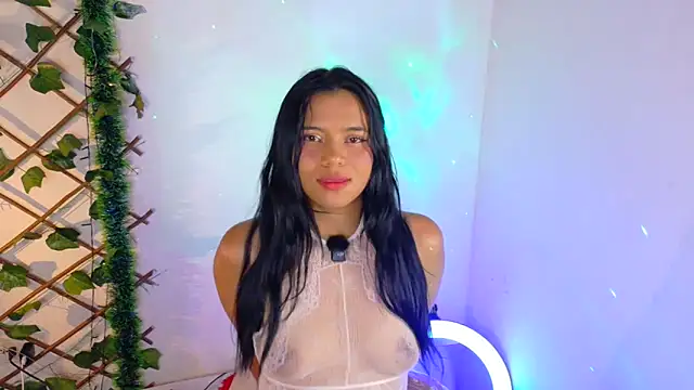Snapshot of -Camila_ chatting on May 21, 6:26 pm -Camila online show from May 21, 6:26 pm