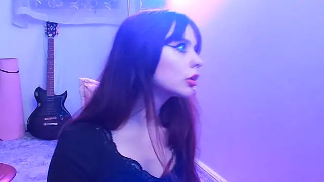 Snapshot of crystalsbaby chatting on October 12, 8:52 pm crystalsbaby online show from October 12, 8:52 pm