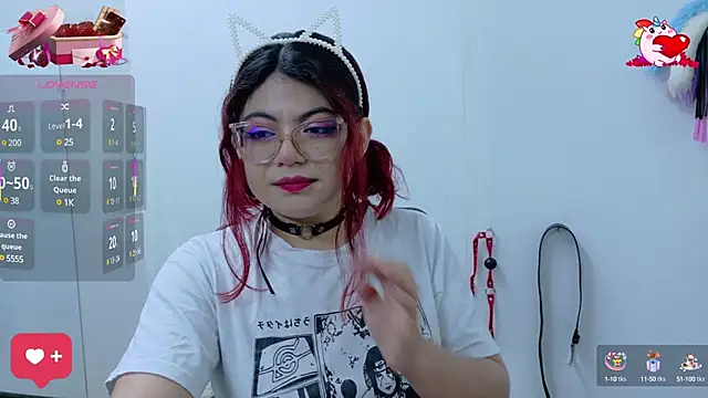 Snapshot of Catwhite_ chatting on February 13, 12:00 pm Catwhite online show from February 13, 12:00 pm