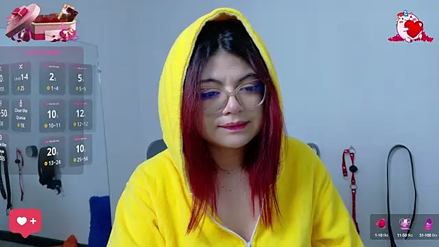 Snapshot of Catwhite_ chatting on February 22, 12:08 pm Catwhite online show from February 22, 12:08 pm