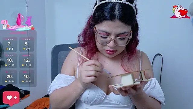 Snapshot of Catwhite_ chatting on March 13, 3:06 pm Catwhite online show from March 13, 3:06 pm