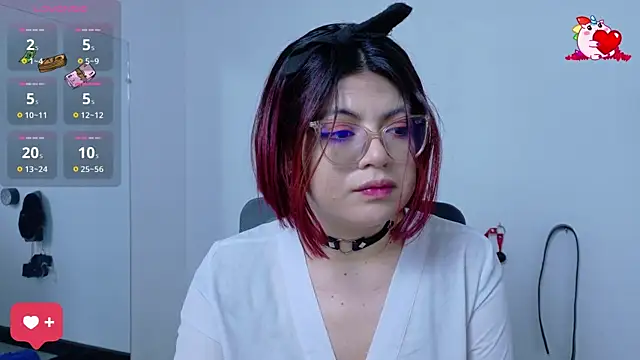 Snapshot of Catwhite_ chatting on March 19, 12:23 pm Catwhite online show from March 19, 12:23 pm